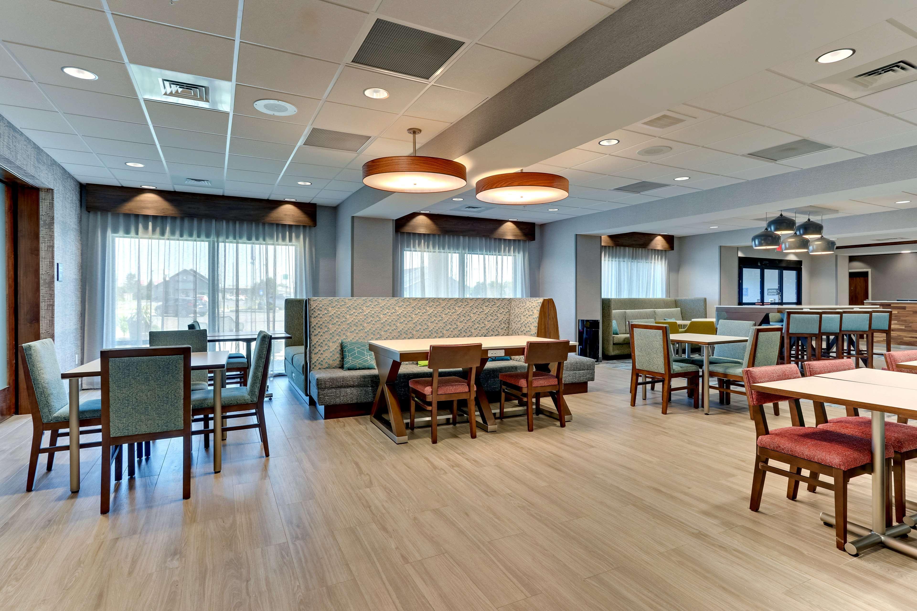 Hampton Inn Lebanon, In エクステリア 写真